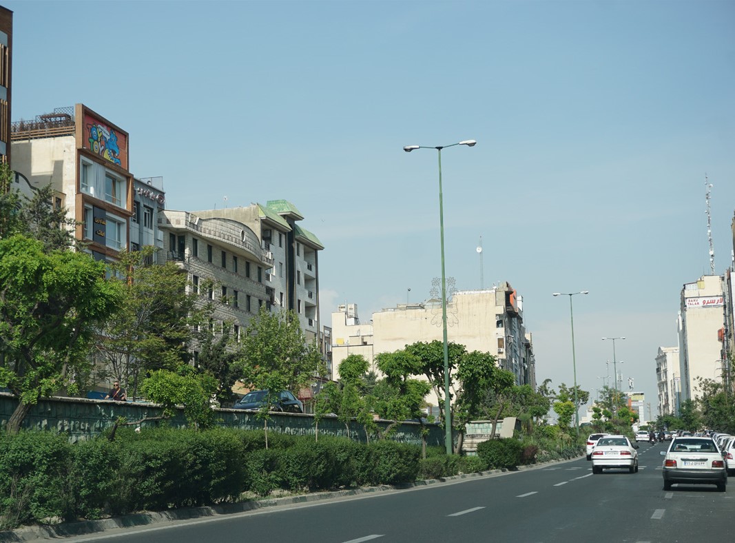 خرید واحد در سعادت آباد